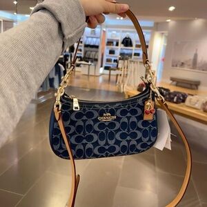 NWT❤️ Coach Teri Mini Crossbody Bag In Signature Denim Crossbody cy735